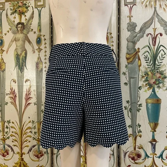 Anne Taylor Black and White Polka Dot shorts size 4 - Picture 4 of 8